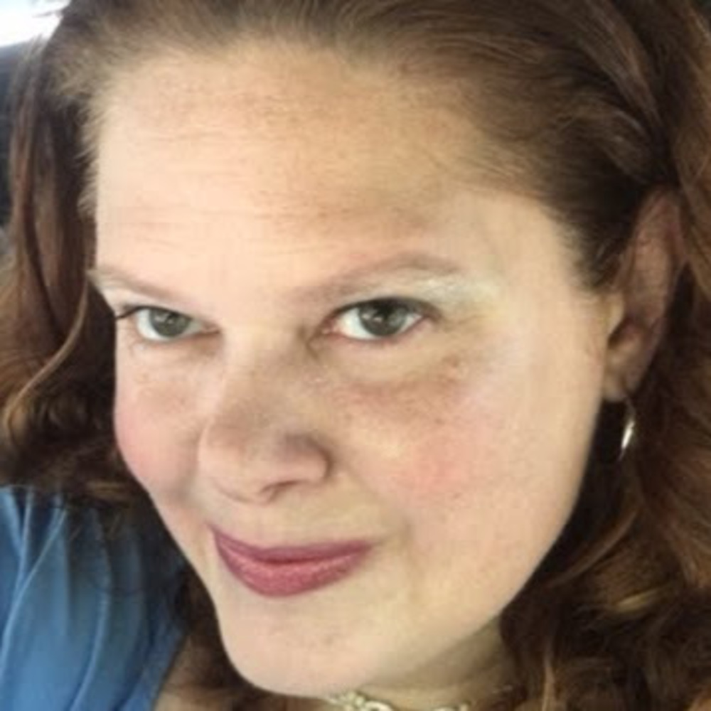 Meet your Posher, Cynthia